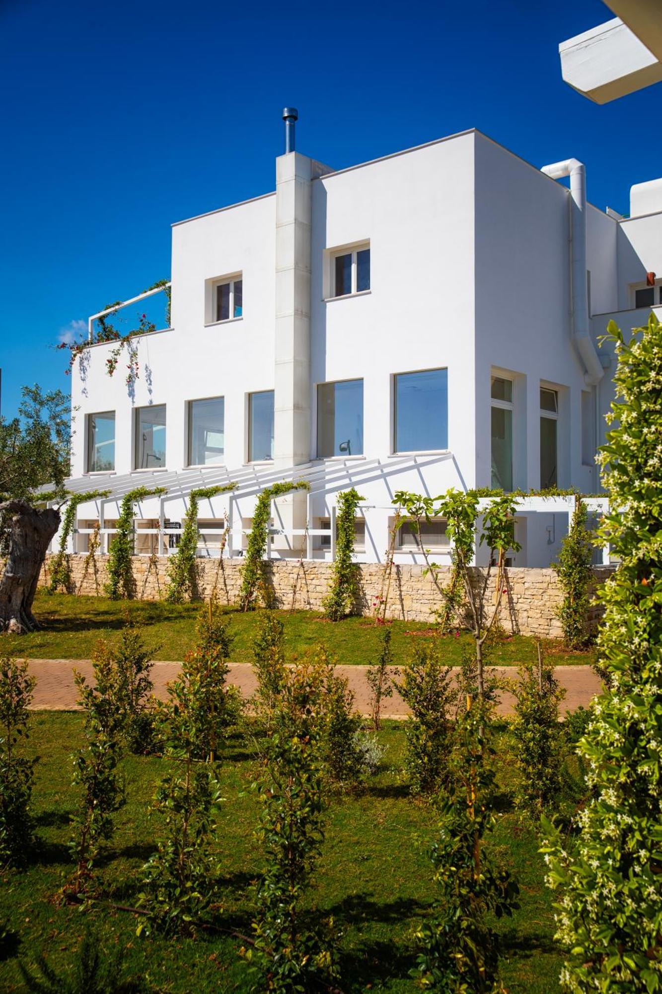 Cala Ponte, A Tribute Portfolio Hotel Полиняно а Маре Екстериор снимка