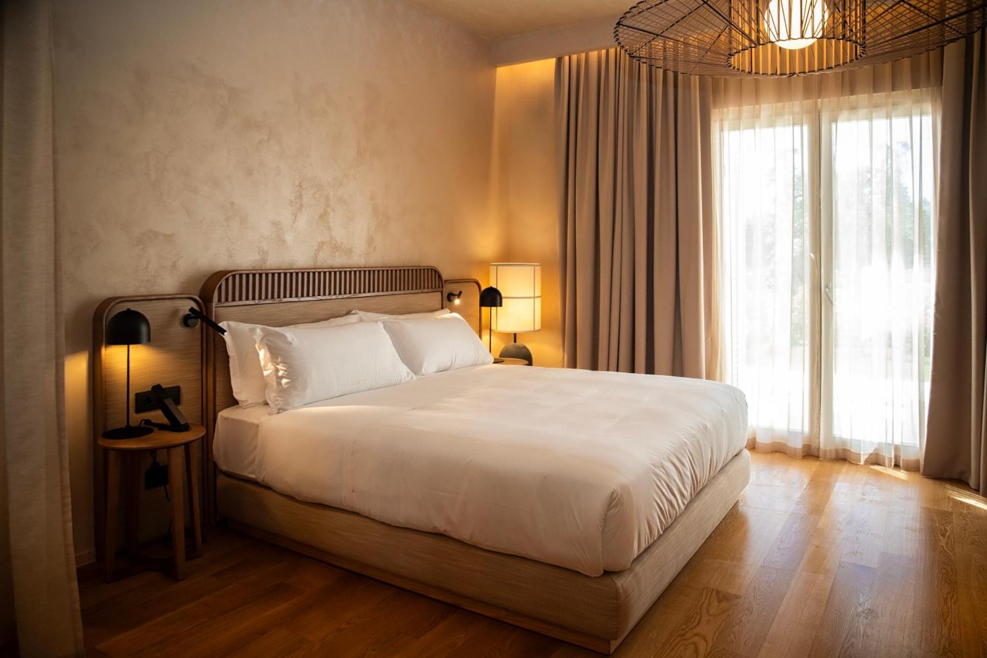 Cala Ponte, A Tribute Portfolio Hotel Полиняно а Маре Екстериор снимка