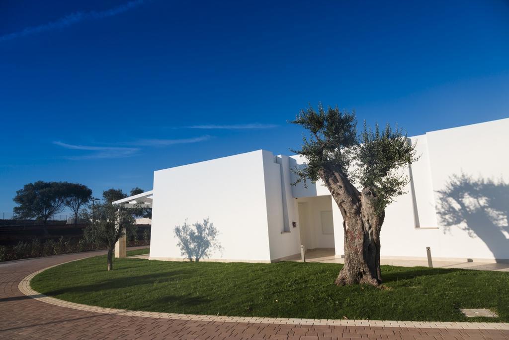 Cala Ponte, A Tribute Portfolio Hotel Полиняно а Маре Екстериор снимка